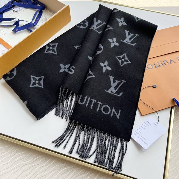 Louis Vuitton Scarf LVC00470